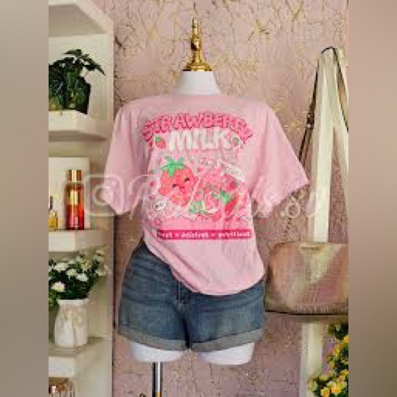 Tops - Happy Strawberry